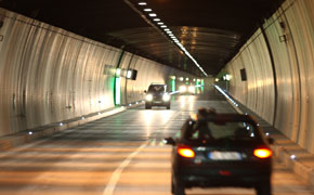 San Bernardino Radar im Tunnel