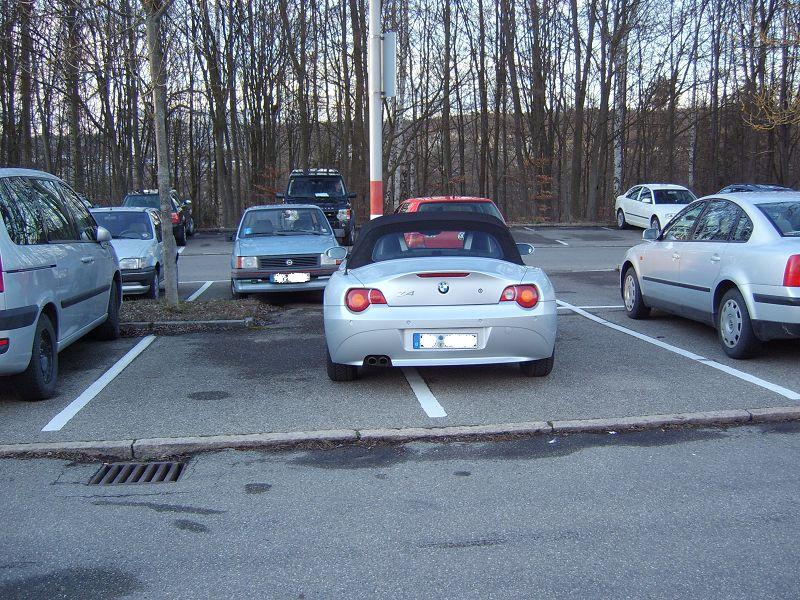 Die Frauen und der Parkplatz